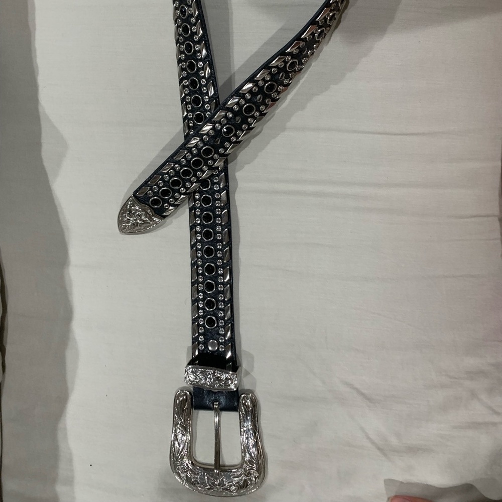 Women’s Rhinestone Belt